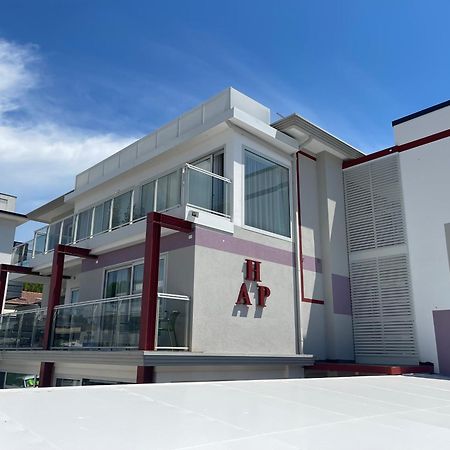 Hotel Al Ponte Линяно Сабиадоро Екстериор снимка