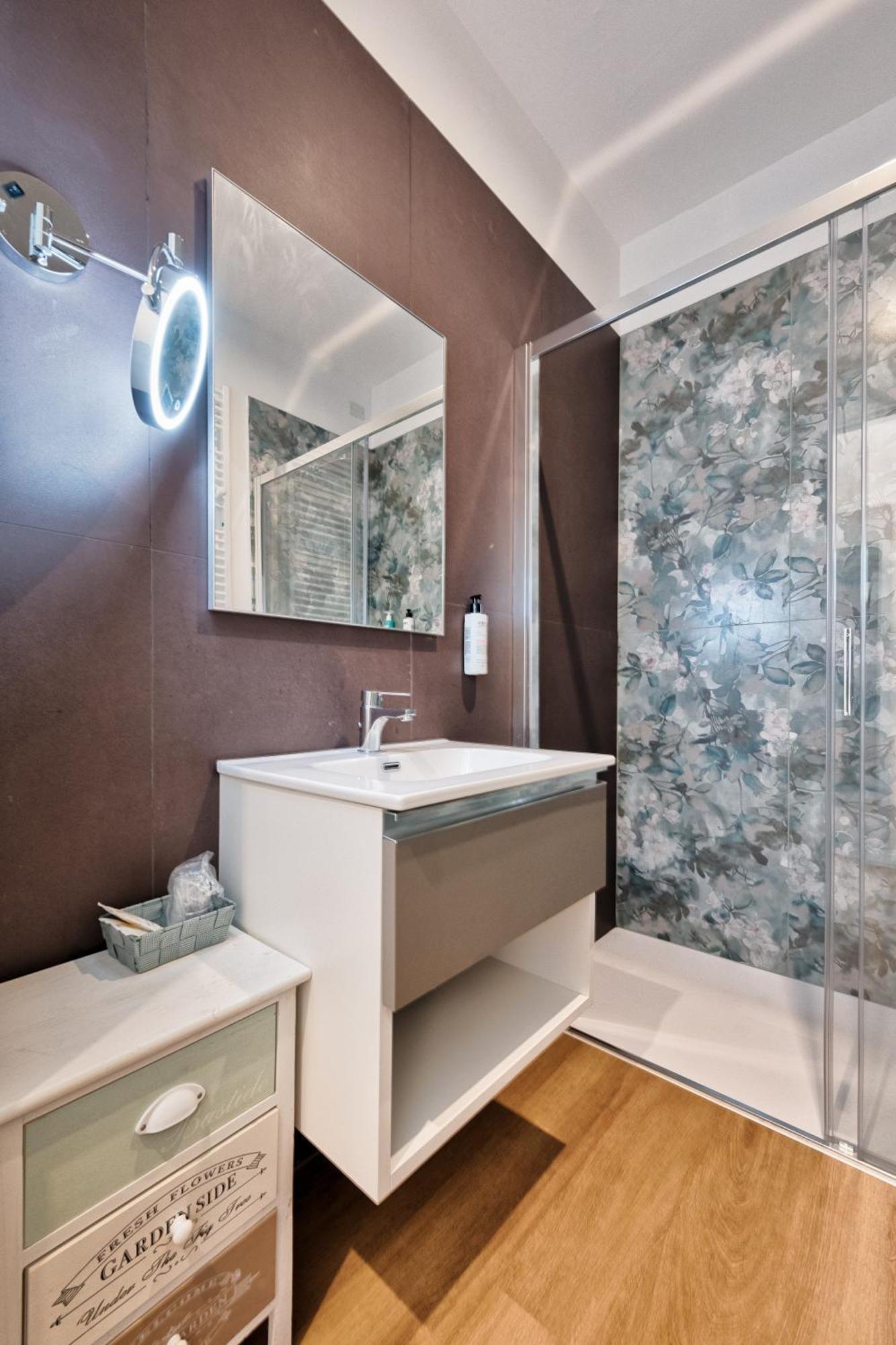 Hotel Al Ponte Линяно Сабиадоро Екстериор снимка